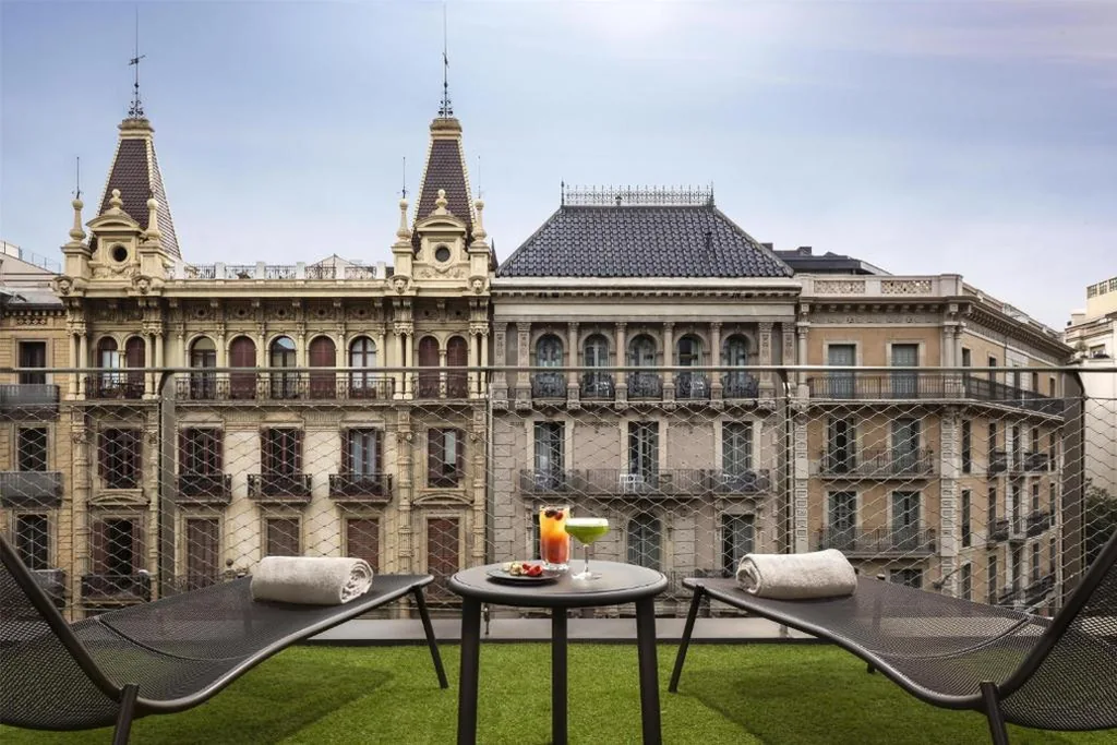 Chambre double Premium avec terrasse - 1 ou 2 lits — NH Collection Barcelona Gran Hotel Calderon