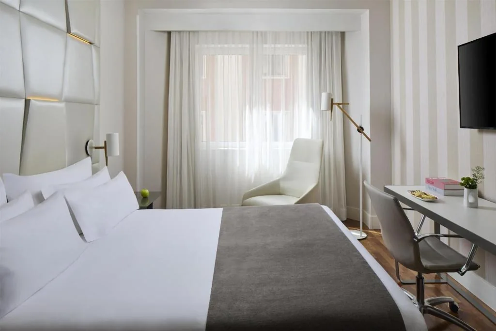 Superior-Doppelzimmer – 1 oder 2 Betten — NH Collection Madrid Colón