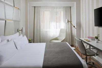 NH Collection Madrid Colón — Foto 6