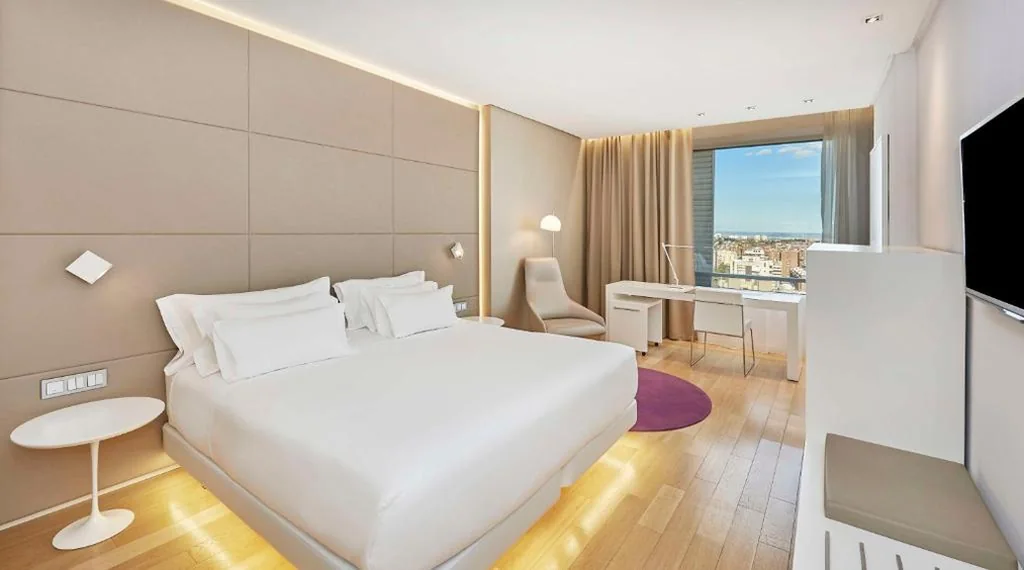Quarto Duplo Superior com Vista - 1 ou 2 camas — NH Collection Madrid Eurobuilding