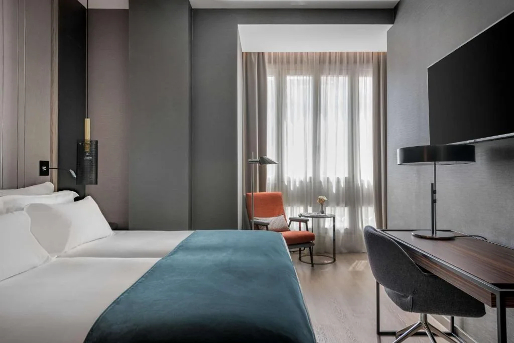 Habitación Doble Premium - 1 o 2 camas — NH Collection Madrid Gran Vía