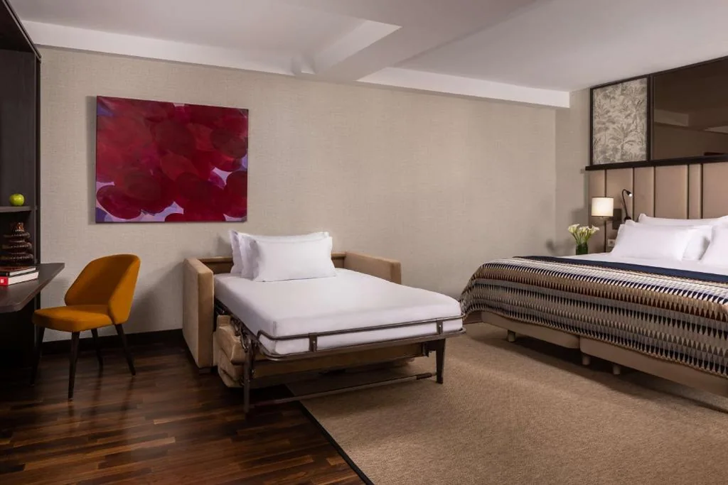 Habitación Familiar — NH Collection Madrid Palacio de Tepa