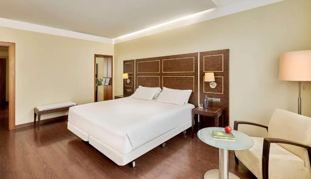 Habitación Doble Estándar - 1 o 2 camas — NH Gran Hotel Casino de Extremadura