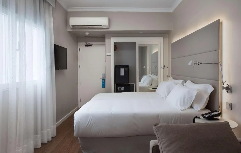 Habitación Doble - 1 o 2 camas — NH Las Palmas Playa las Canteras