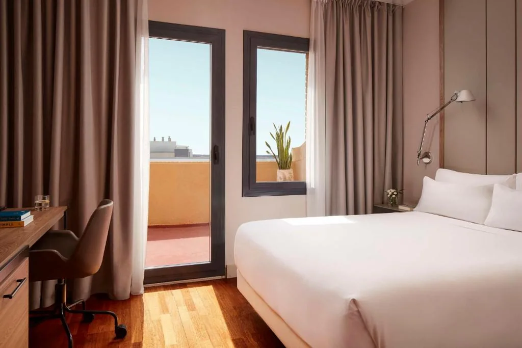 Standard Single Room — NH Luz Huelva
