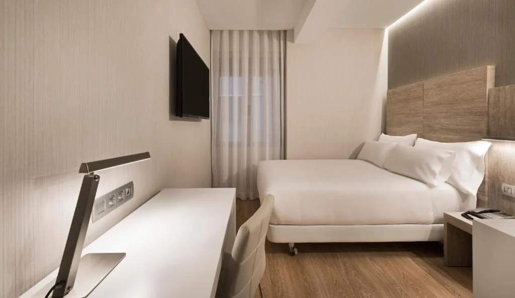 Habitación Individual Estándar — NH Madrid Chamberí