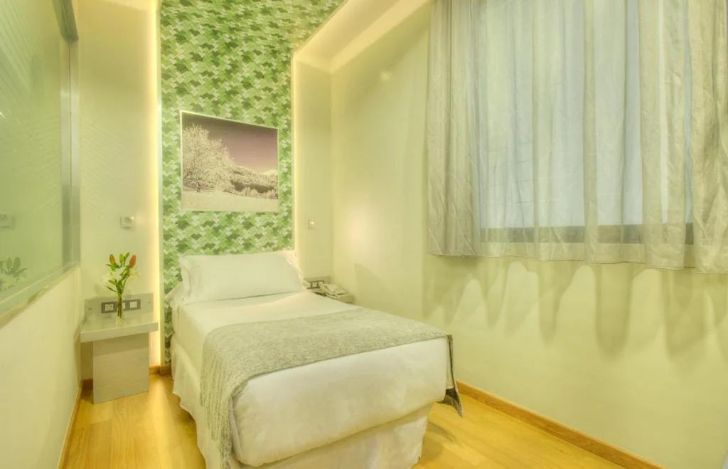 Habitación Individual Estándar — NH Ourense