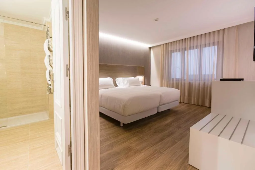 Habitación Doble Estándar - 1 o 2 camas — NH Oviedo Principado