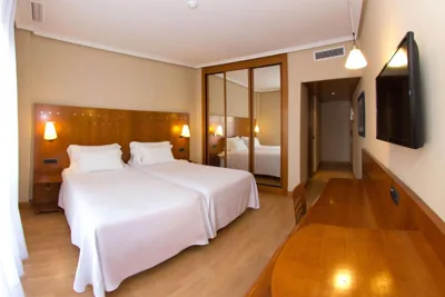 NH San Pedro de Alcántara — foto 2