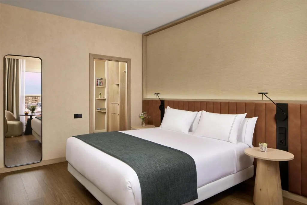 Quarto Duplo Standard - 1 ou 2 camas — NH Valencia Center