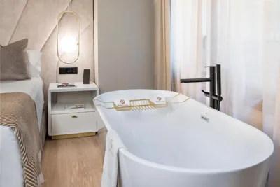 Nivia Born Boutique Hotel — foto 7
