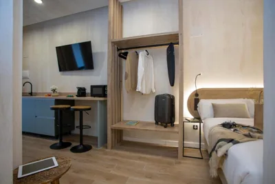 Nomad Haux Mestalla Room 101 — photo 2