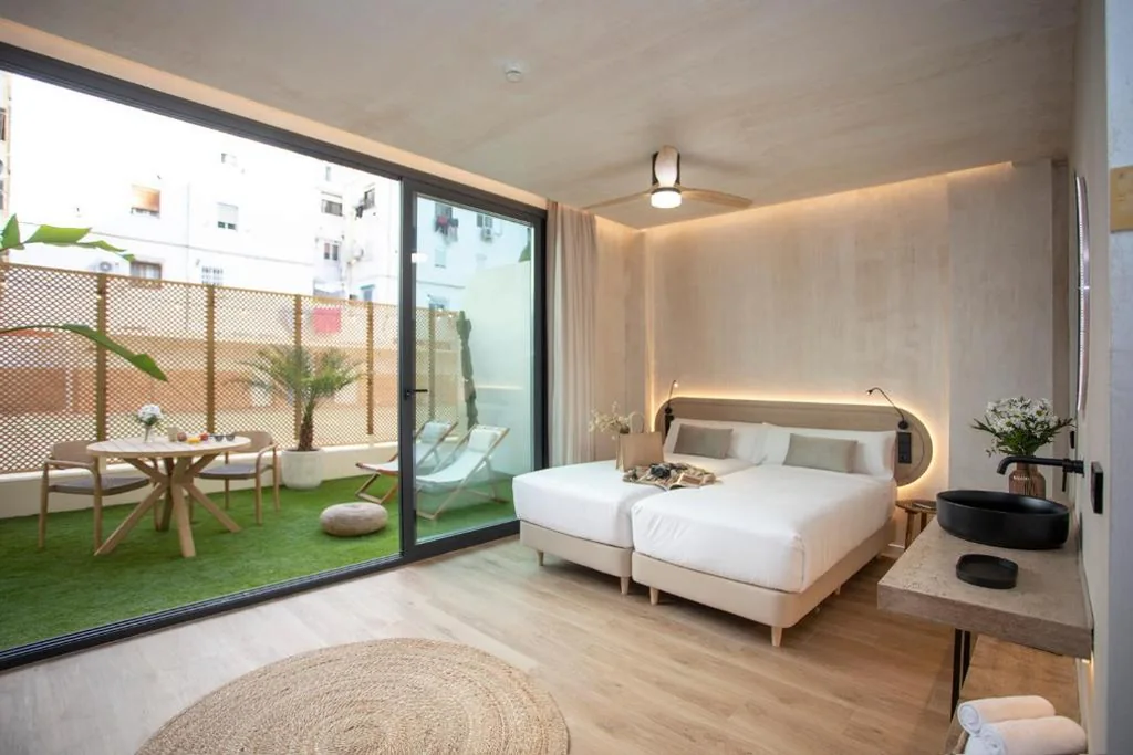 Habitación Doble con terraza — Nomad Haux Mestalla