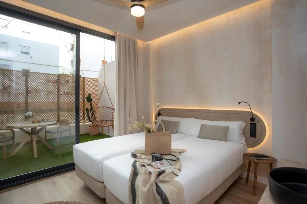 Habitación Doble con terraza — Nomad Haux Mestalla