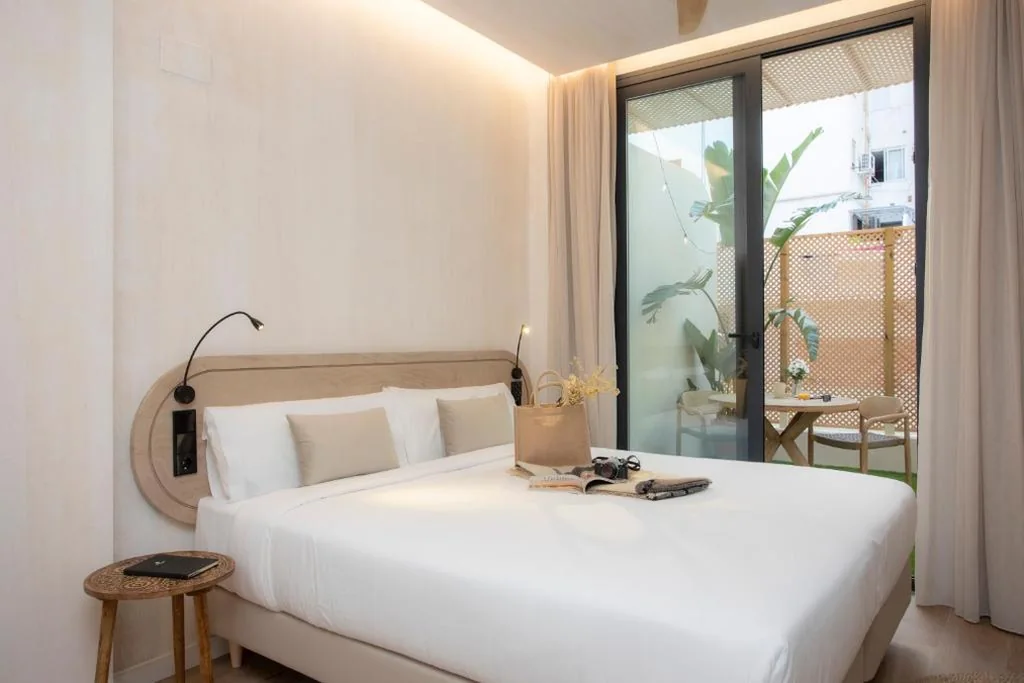 Habitación Doble con terraza — Nomad Haux Mestalla
