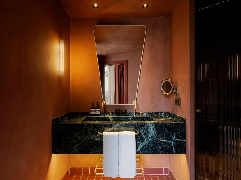 Quarto Deluxe — Nômade Temple Madrid