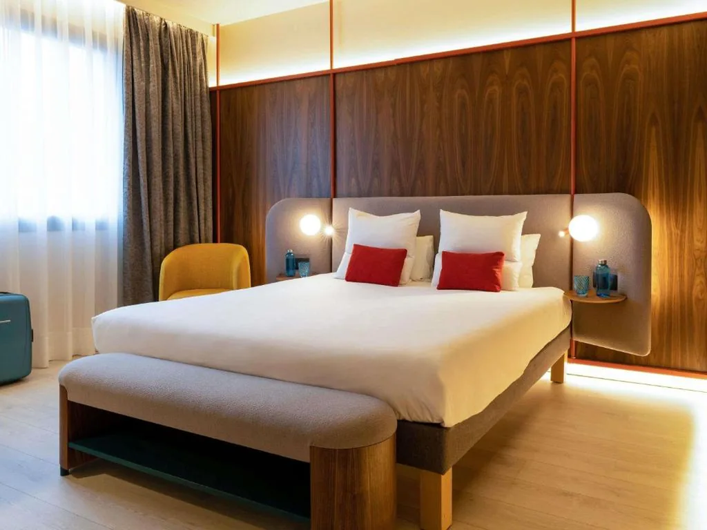 Camera doppia Superior con soggiorno — Novotel Madrid City Las Ventas