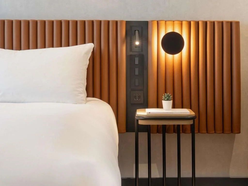 Superior Deluxe-Zimmer mit großem Doppelbett – barrierefrei – Deluxe-Gebäude — Novotel Madrid Feria and Airport
