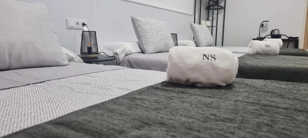 Dreibettzimmer — NS Bolaños