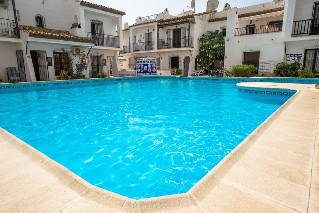 Ferienhaus — NUEVA NERJA 71 MENYBER