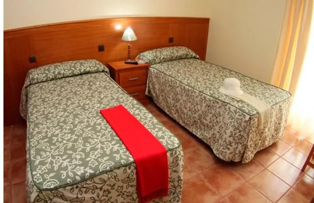 Camera doppia - 1 o 2 letti — Nuevo Hostal Paulino