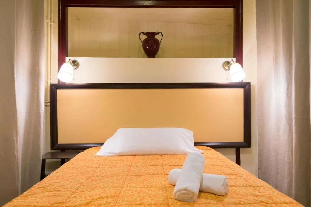 Chambre simple avec salle de bains commune — Nuevo Suizo