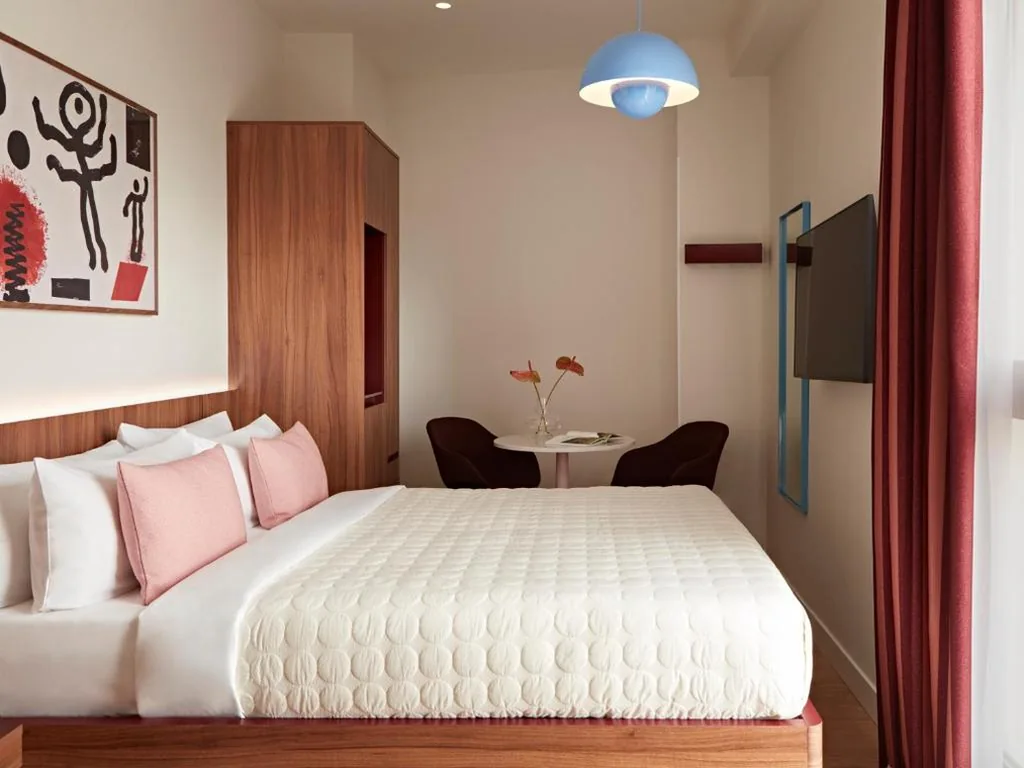 Habitación Doble con patio — Numa Valencia Sant Agustí