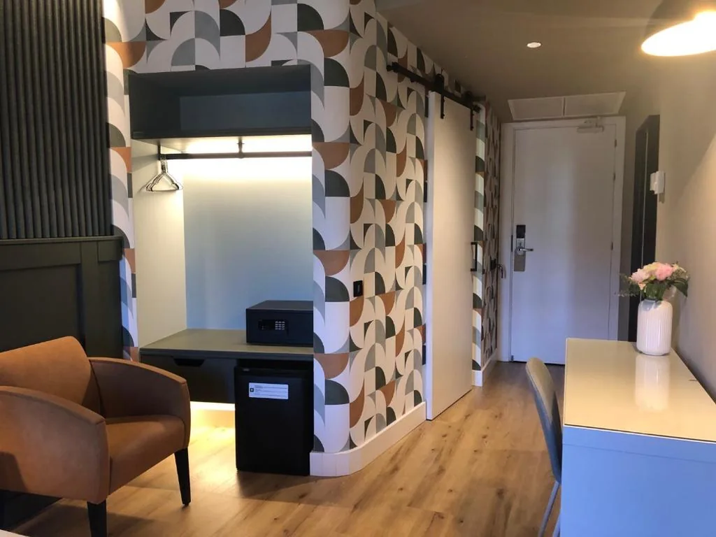 Habitación Doble Deluxe con vistas a la ciudad - 1 o 2 camas — Nuria
