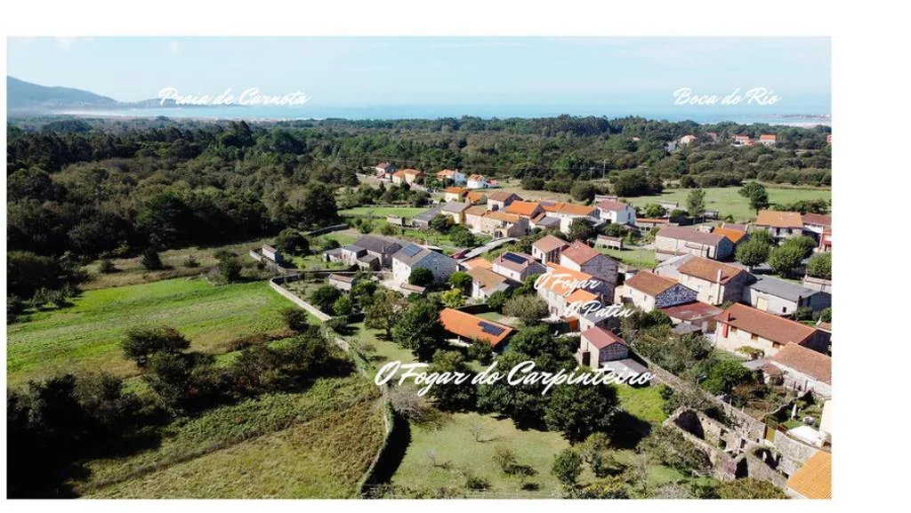 一軒家 — O Fogar do Carpinteiro