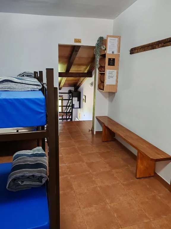 Camera condivisa mista da 6 letti — O Solpor Fillobal