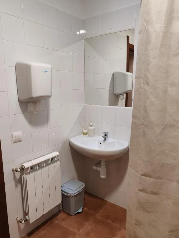 Camera doppia con bagno in comune - 2 letti — O Solpor Fillobal