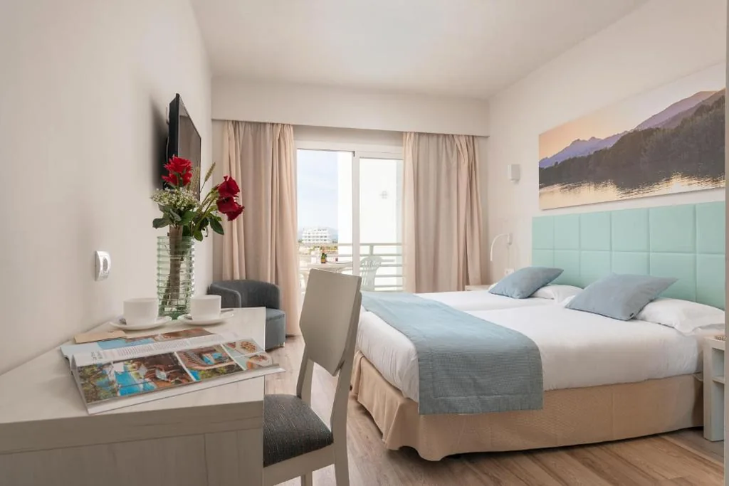 Habitación Doble Superior - 1 o 2 camas — O7 Nordeste Playa