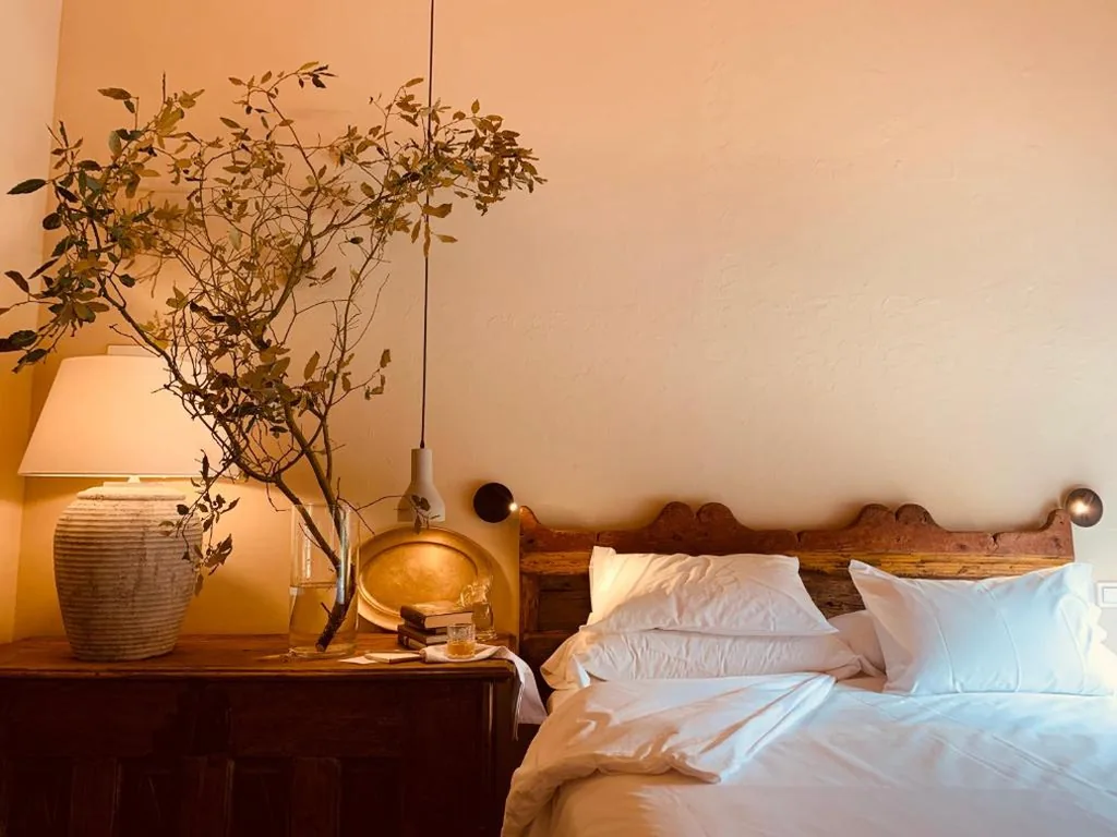 Deluxe-Junior-Suite — OAR Cottage