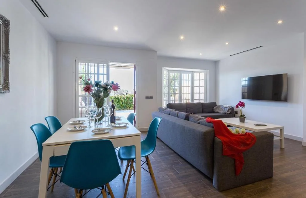 Haus mit 5 Schlafzimmern — "Oasis 13" 5 Rooms 5 baños Acceso Playa Free Parking
