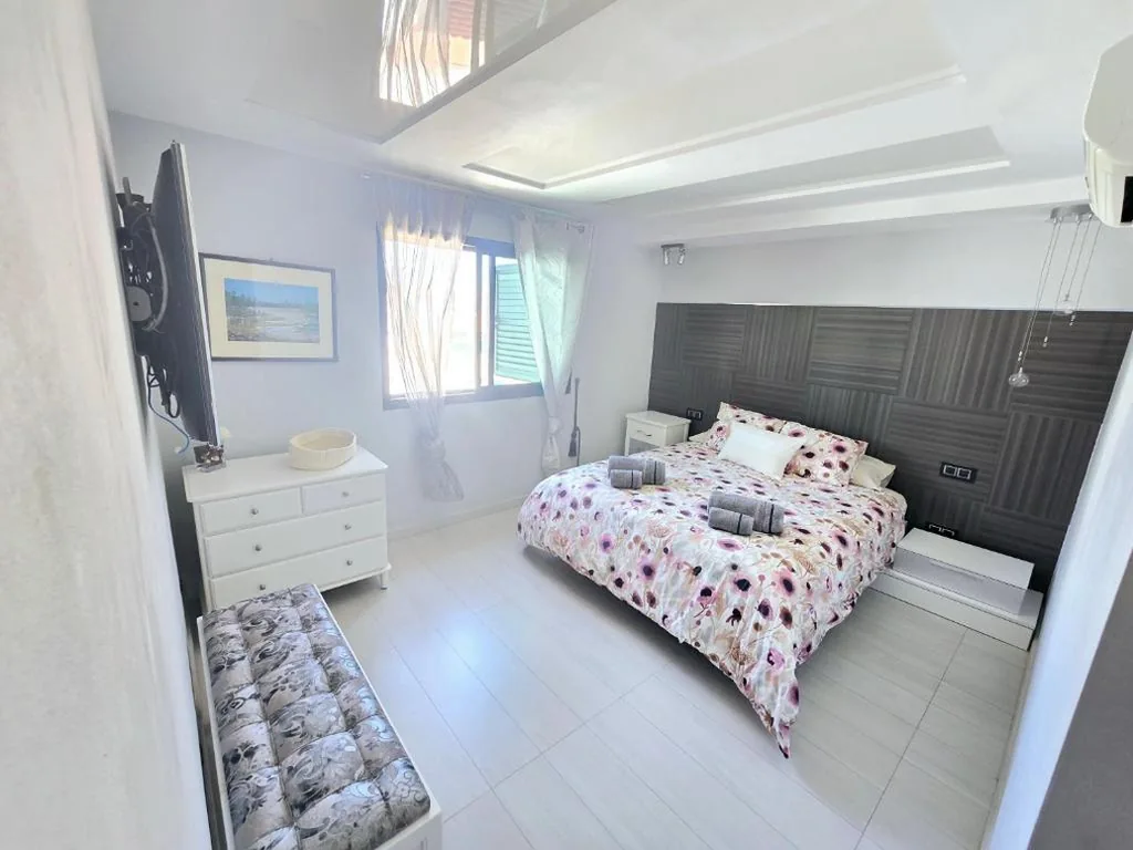 Oasis House
