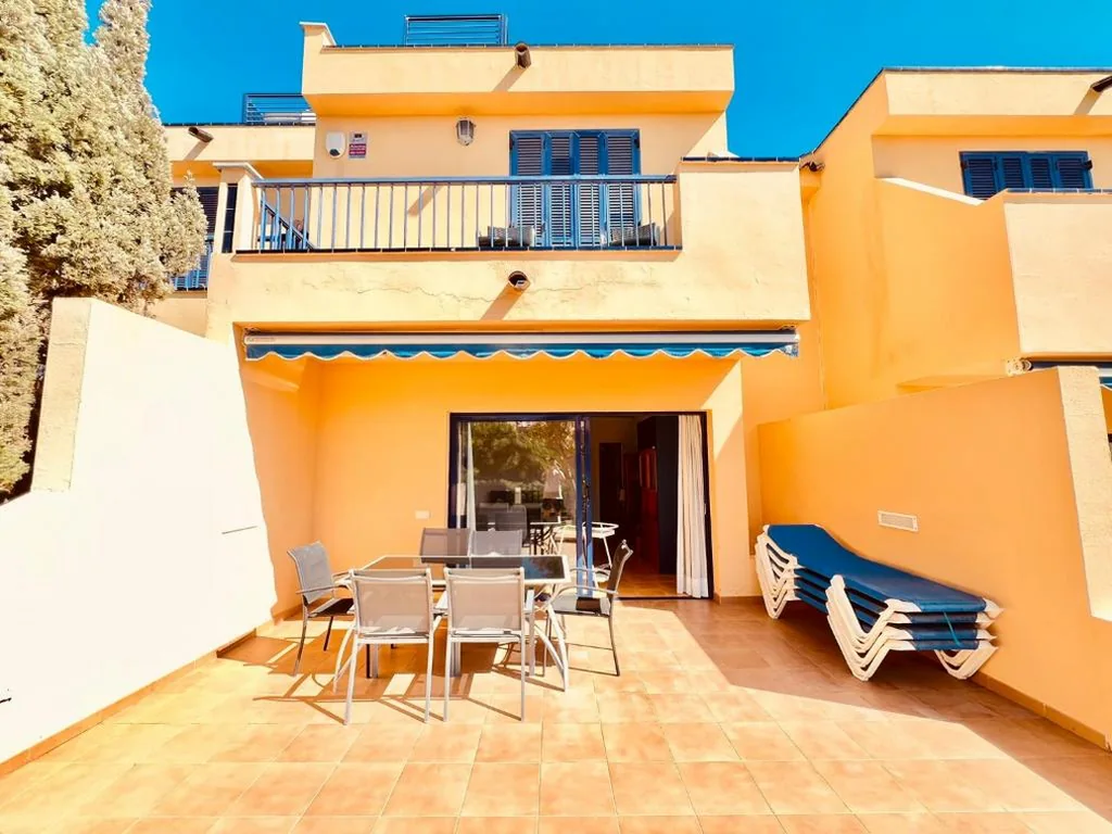 Villa mit 2 Schlafzimmern — Oasis Meloneras cerca del mar