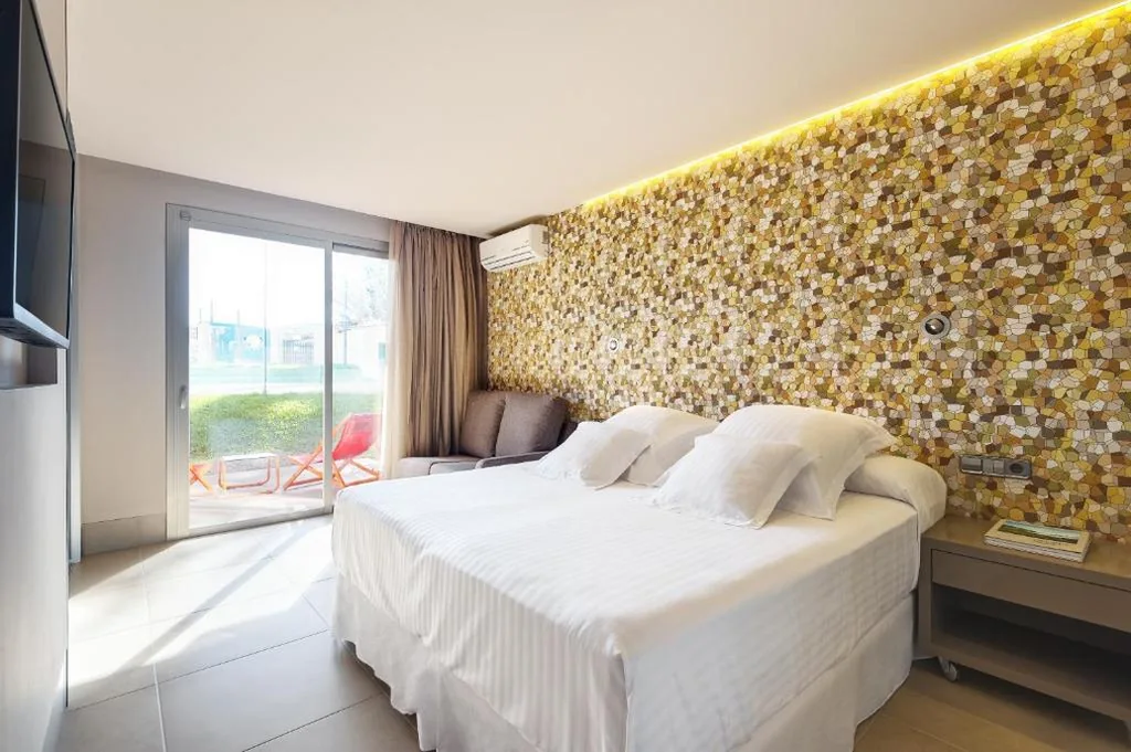 Habitación Doble con terraza — Occidental Ibiza - All Inclusive