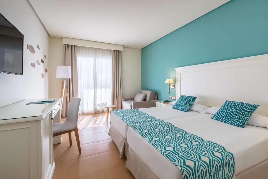 ファミリールーム — Occidental Torremolinos Playa