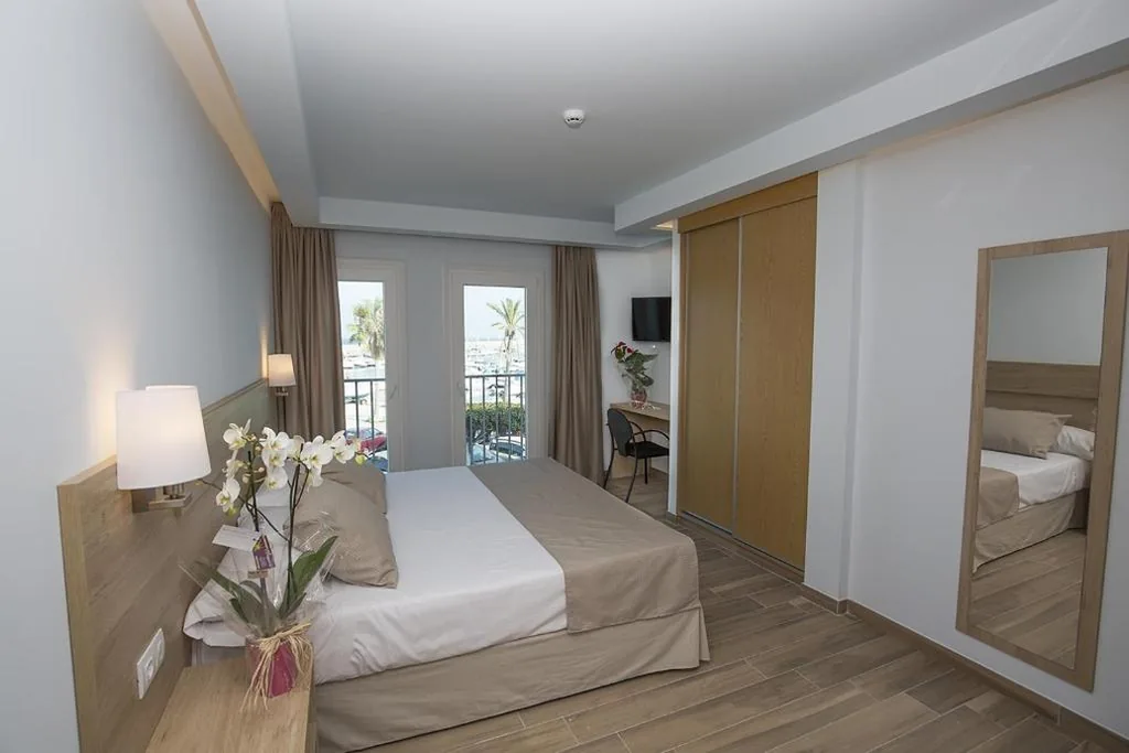 Camera doppia Deluxe con vista sul mare - 1 o 2 letti — Ocean Lounge
