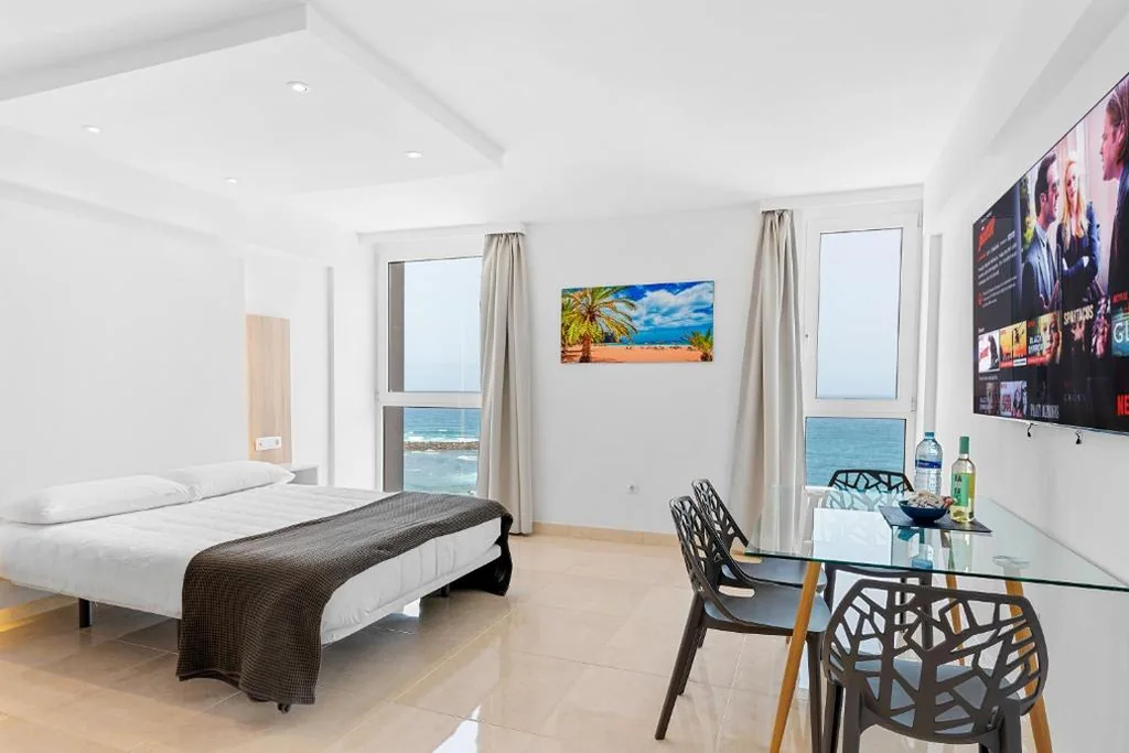 Familystudio — Ocean Vistas 24