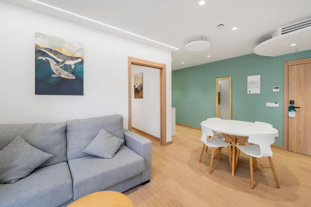 スーペリアアパートメント — Odyssey Rooms Alicante
