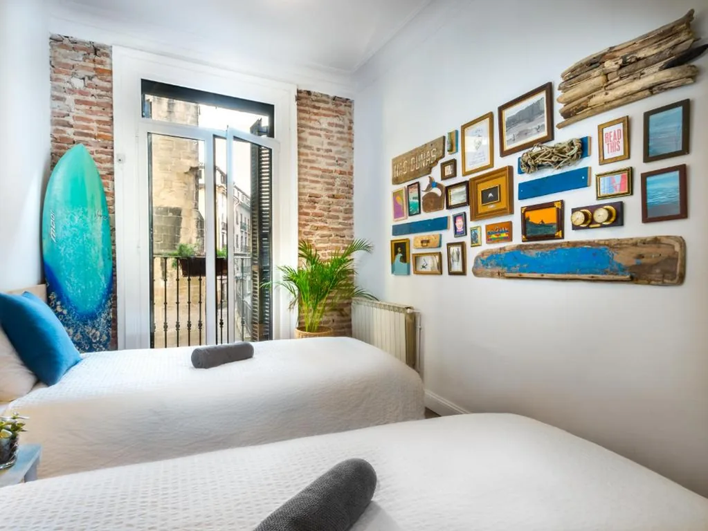 Habitación Doble con baño compartido - 2 camas — Off Beat Guesthouse - Self-check-in