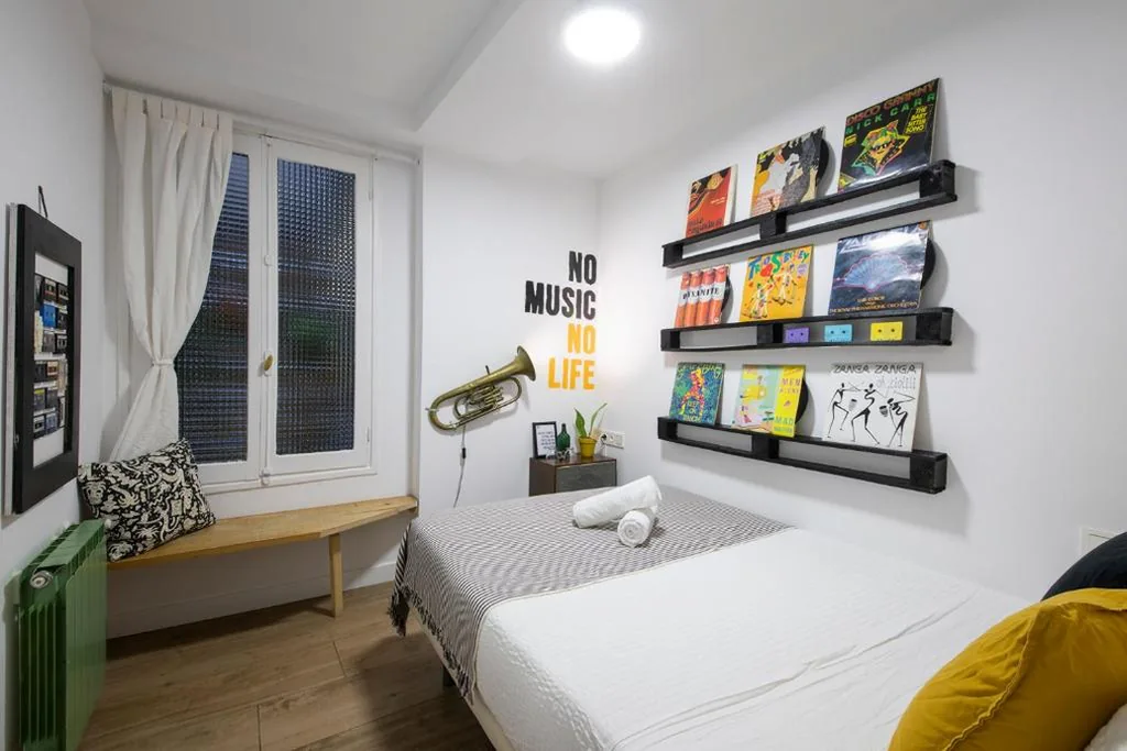 Habitación Individual con baño compartido — Off Beat Guesthouse - Self-check-in