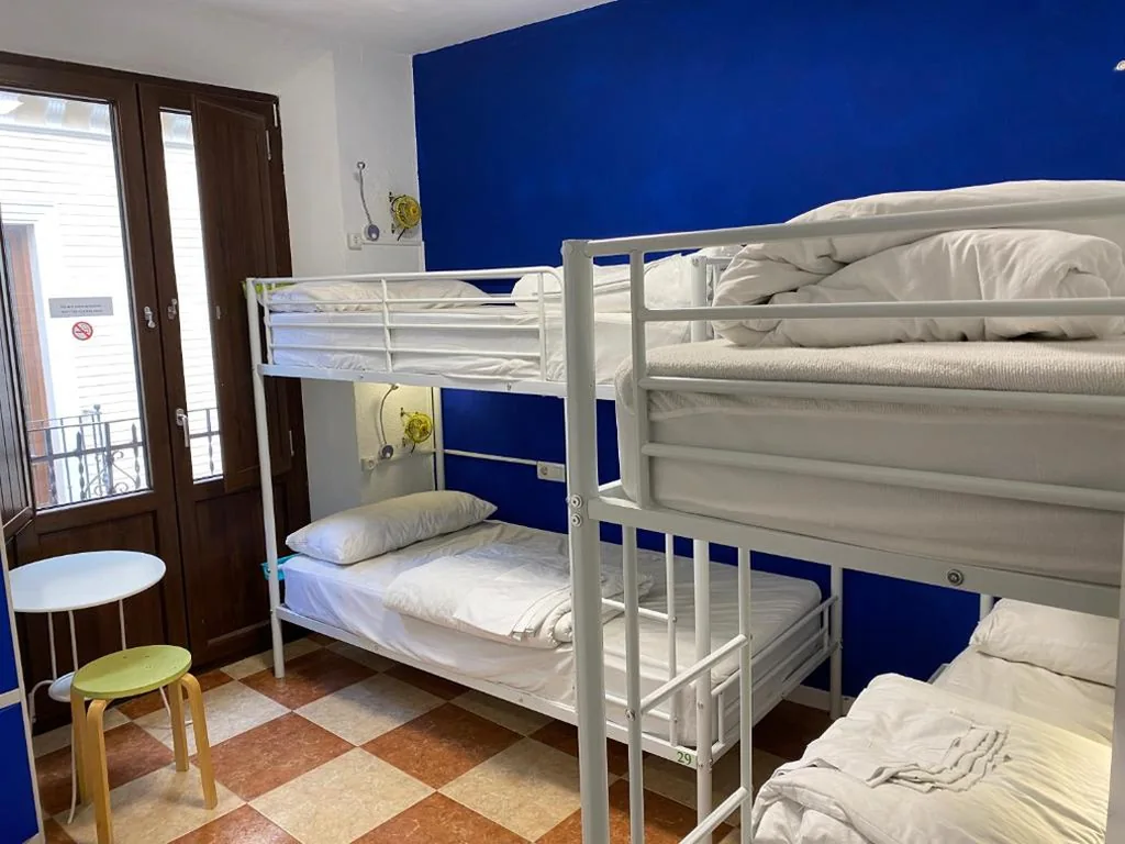 Bett im gemischten 4-Bett-Schlafsaal mit eigenem Bad — Oh! My Hostel