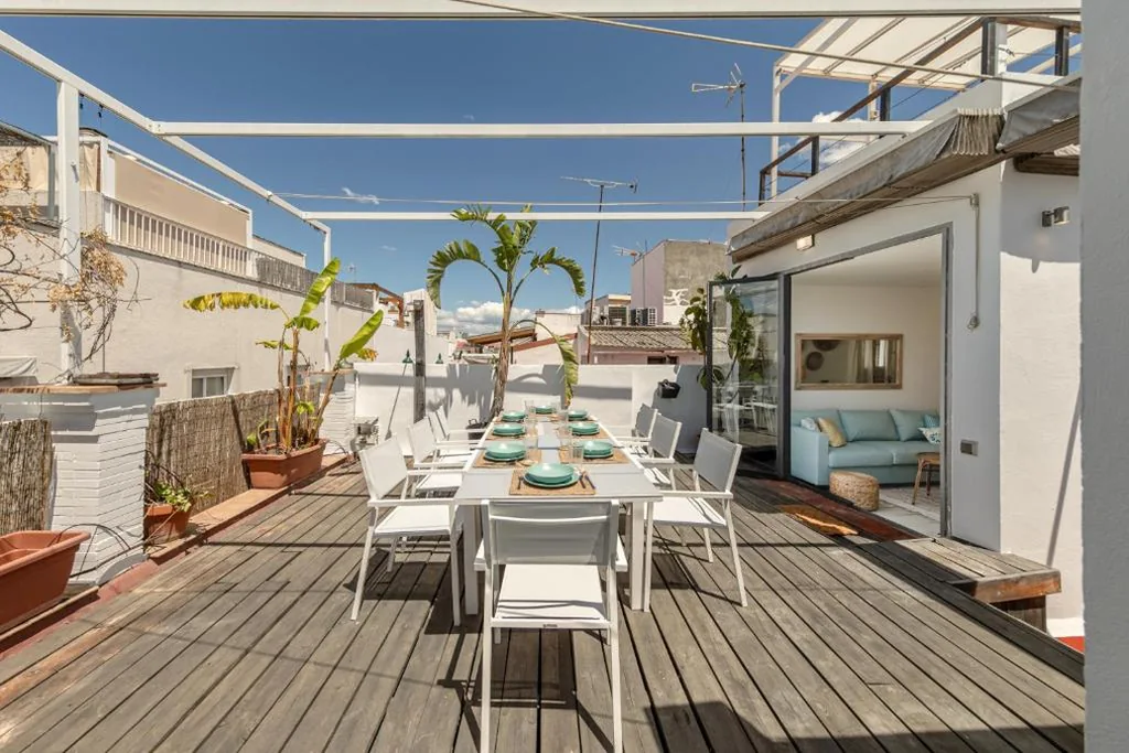 Haus mit 6 Schlafzimmern — Ohliving Clavijo