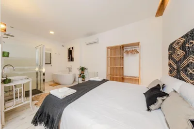 Ohliving Clavijo — Foto 3