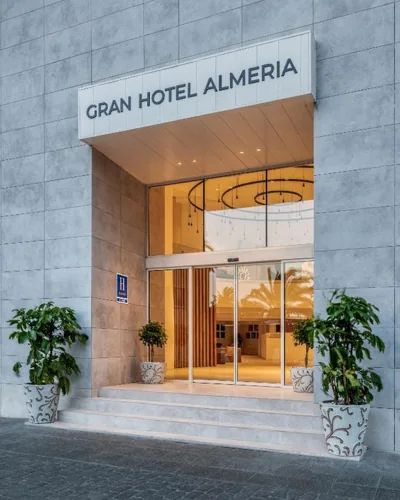Ohtels Gran Hotel Almeria — foto 4