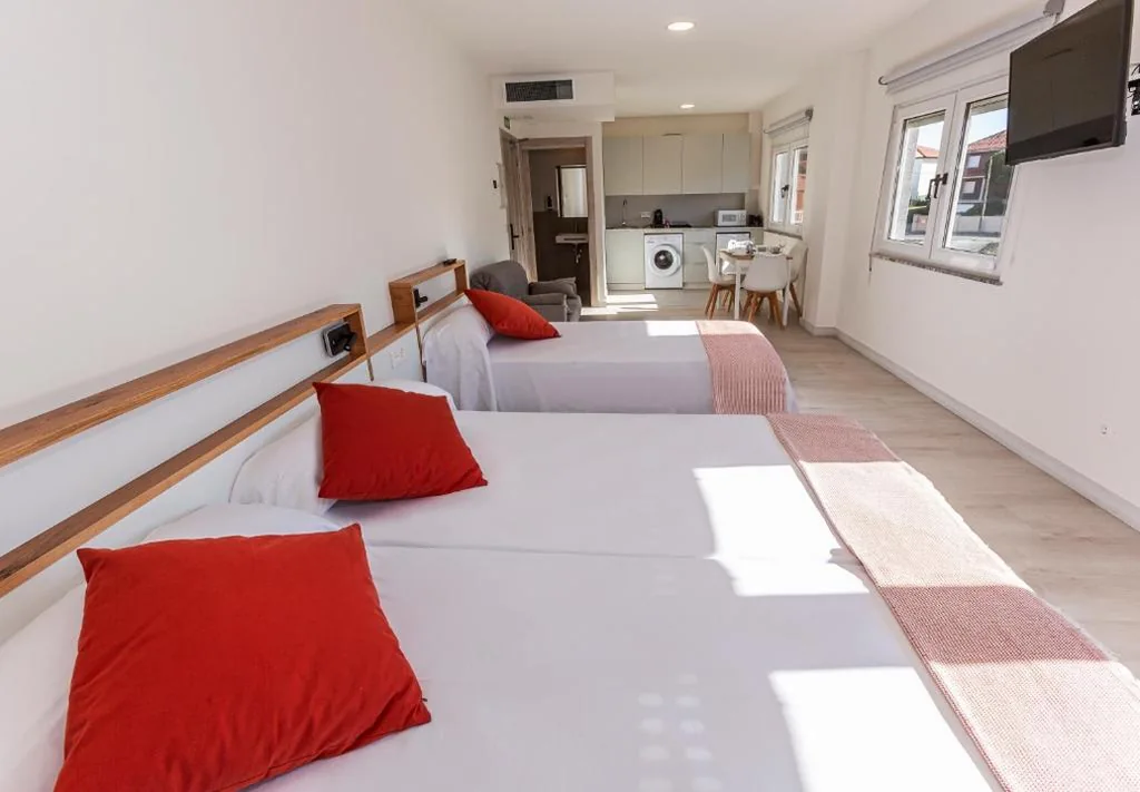 バリアフリー対応ツインルーム — Ola Apartamentos Finisterre