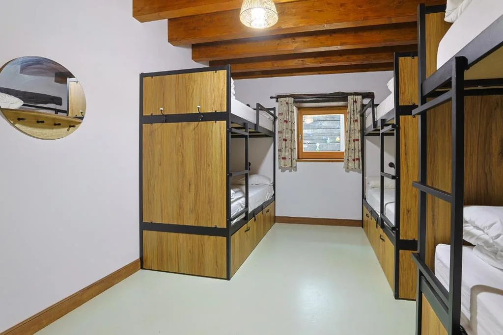 Cama en habitación compartida de 6 camas — Olabe hostel