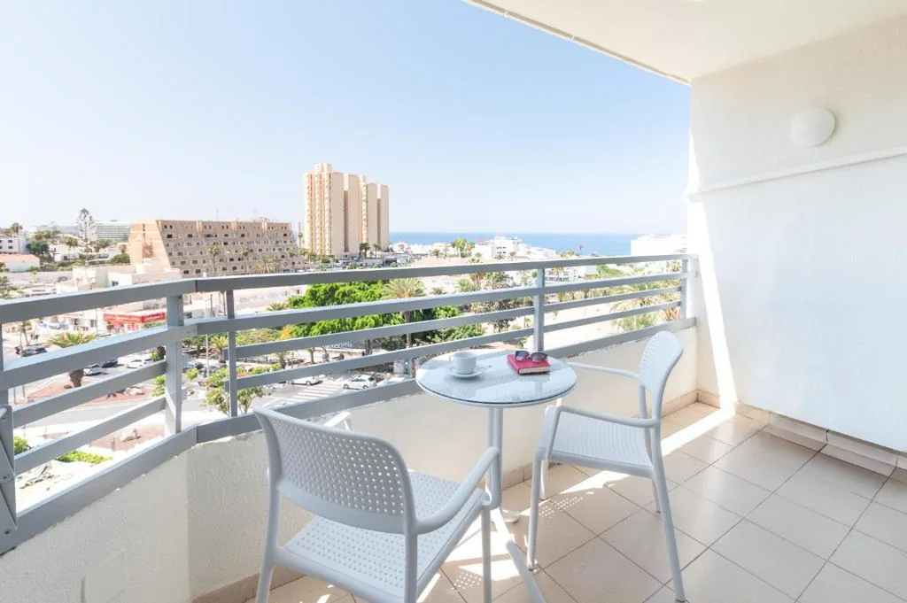 Habitación Doble con vistas al mar — Olé Tropical Tenerife Adults Only